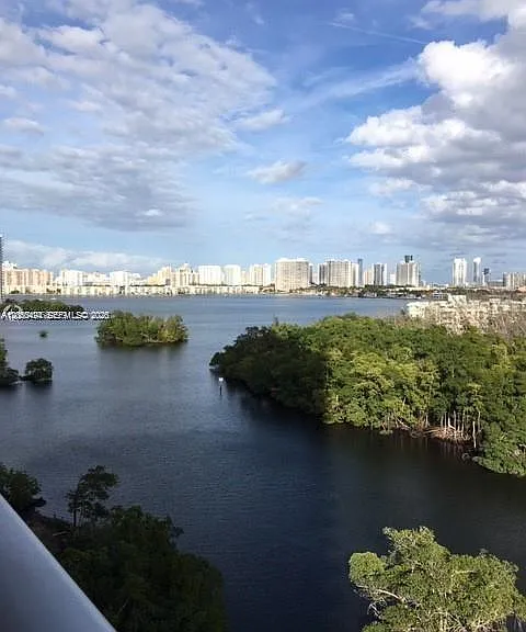 16385 Biscayne Blvd #621 — Photo 18