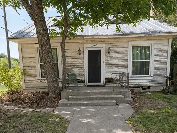 2402 W Southcross Blvd, San Antonio, TX 78211