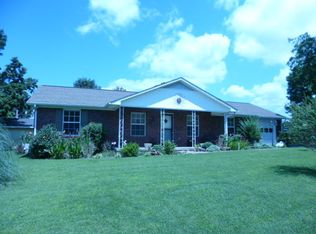 80 Oak Cv, Big Sandy, TN 38221