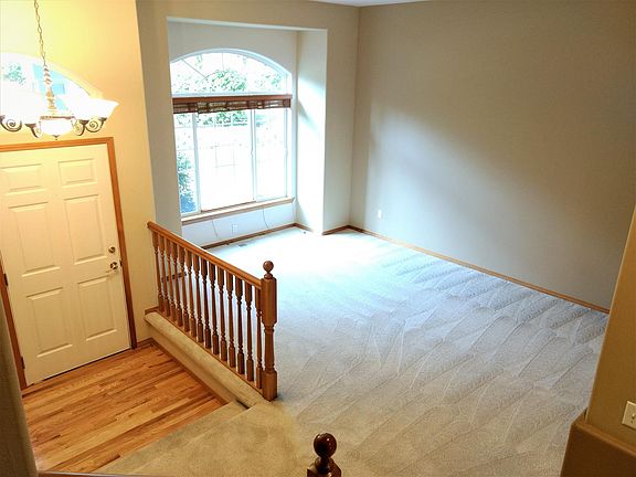 02 Living Room