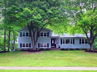 27 Herb Rd, Middletown, NJ 07748