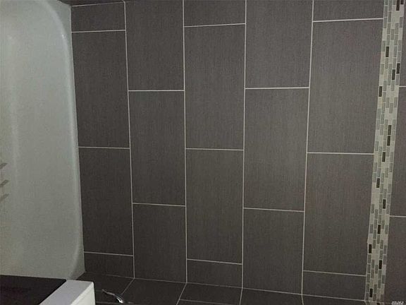 5th image of 4715 216th St APT 1C
