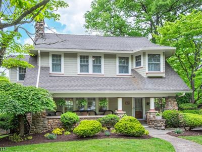 41 Hillcrest Rd, West Caldwell, NJ, 07006