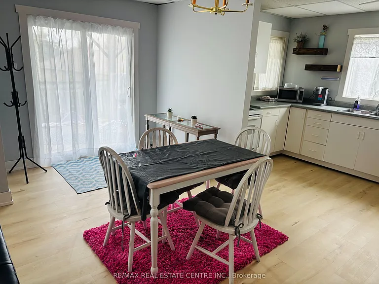 22 Lawton Ct — Photo 9