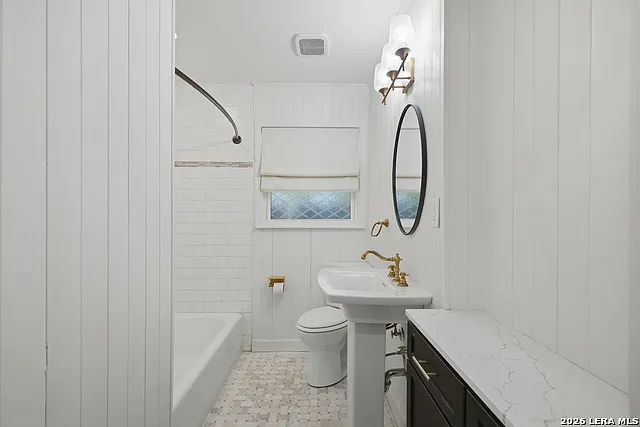 418 Nassau Dr — Photo 23