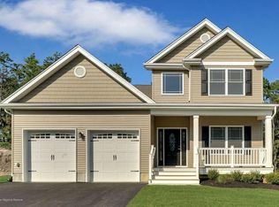 5 Grace Pl, Barnegat, NJ 08005