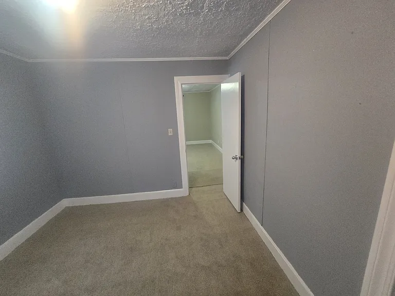 1237 Aspen St — Photo 9