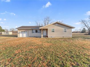 215 Oakcrest Rd, Siloam Springs, AR 72761