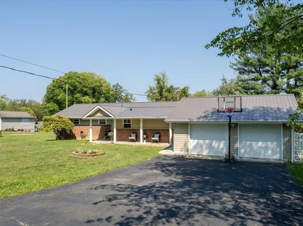 521 V I Ranch Rd, Bristol, TN 37620