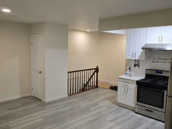 5722 Kissena Blvd #2, Flushing, NY 11355