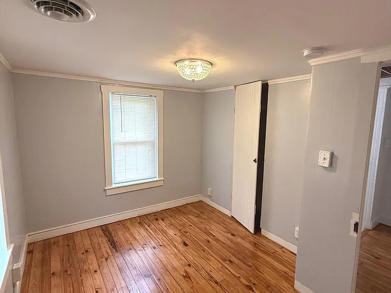10860 Winchester Ave — Photo 25