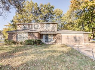 3321 Mill Springs Rd, Belleville, IL 62221
