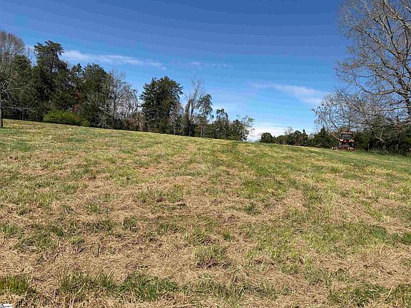 2nd image of 0 River St