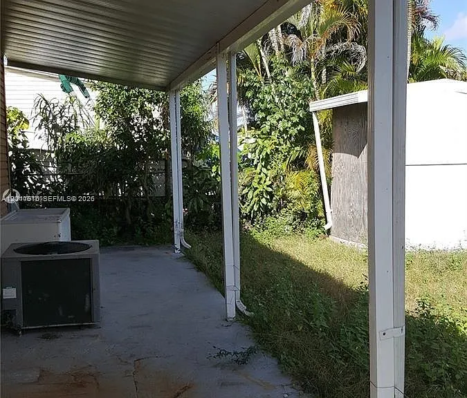 19800 SW 180th Ave #32 — Photo 3