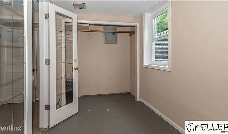 914 Woodlawn Ave — Photo 15