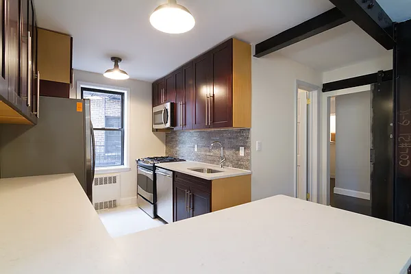 Rented by Evans Nye, Inc | media 10