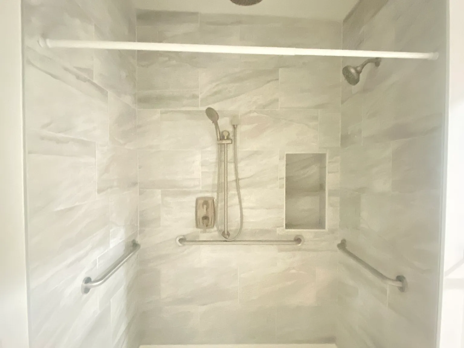 Studio, 700 sqft, $1,200 — Photo 4