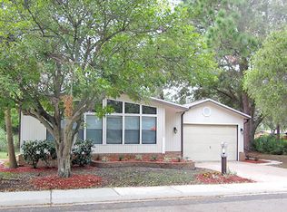 18571 Avenida Escorial, N Fort Myers, FL 33903