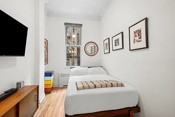 Sold by Compass | media 7