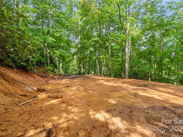 179 Heartland Ln, Burnsville, NC 28714