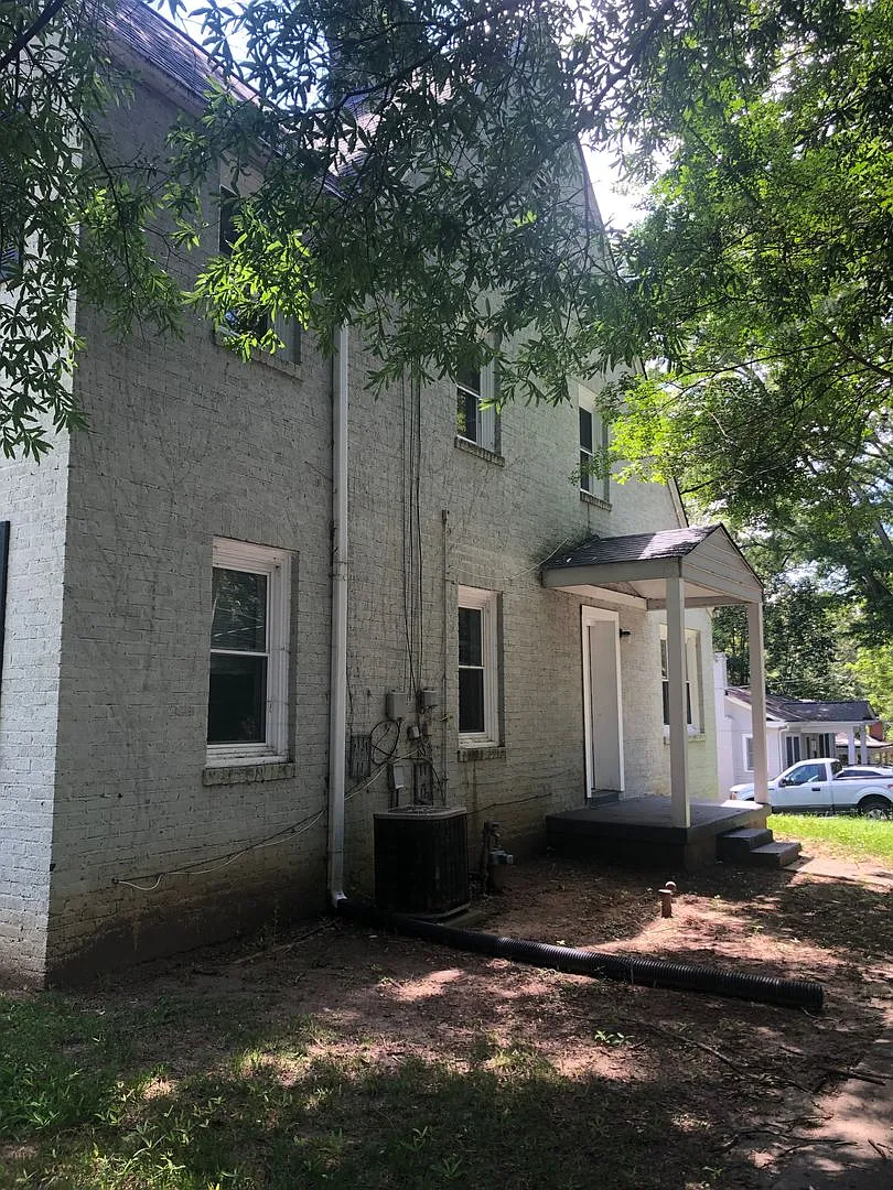 Building Photo - 701 S South St