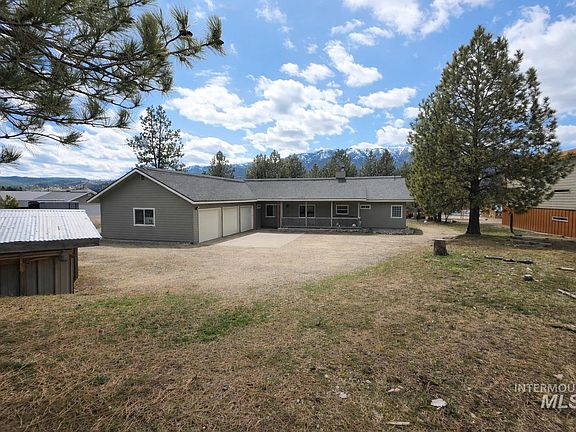 2nd image of 1126 Banks Lowman Rd