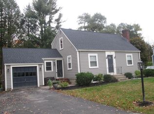 13 Selfridge Rd, Bedford, MA 01730
