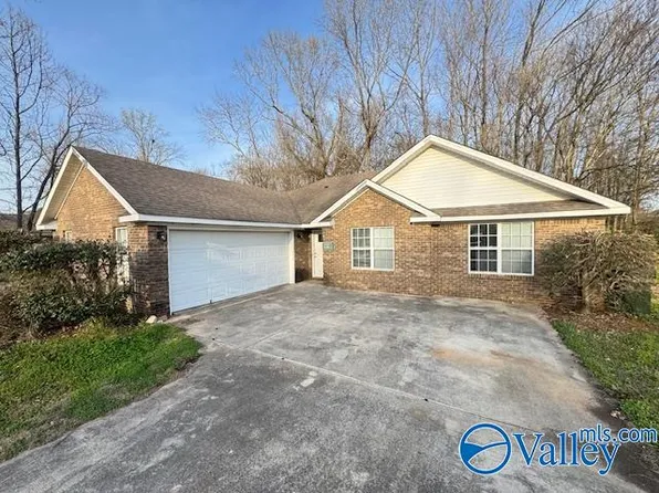 149 Hazel Trce, Hazel Green, AL 35750