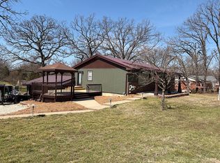 24 Briarwood Rd, Eldon, MO 65026