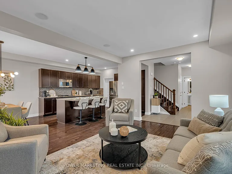 208 Alex Polowin Ave — Photo 8