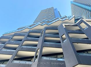 120 Broadway Ave #302, Toronto, ON M4P 1V8