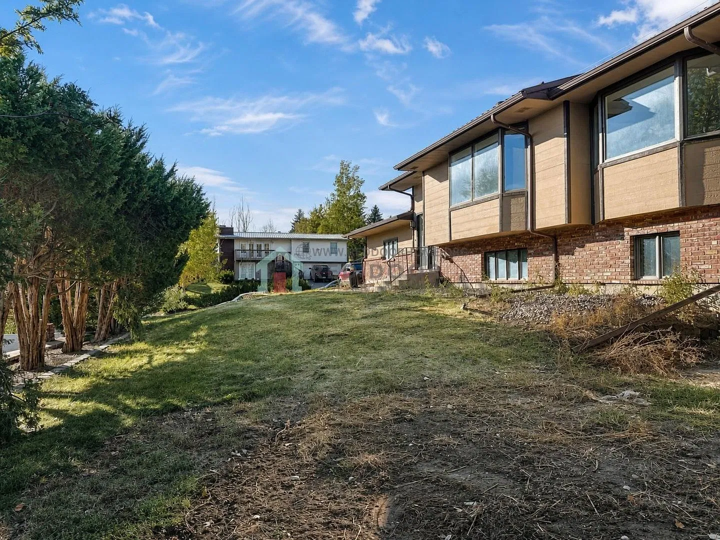 Beautiful 3-Bedroom Home in Skyline with City Views! — Photo 4