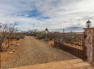 2266 N Hummingbird Rd, Huachuca City, AZ 85616