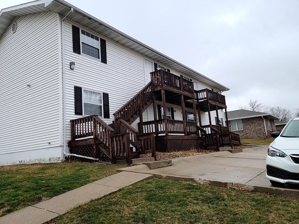1st image of 1213 Bishop Dr #1213