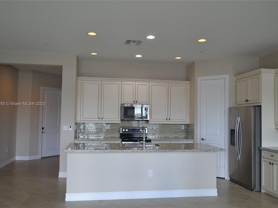 1st image of 1415 SW 113th Ave #1415