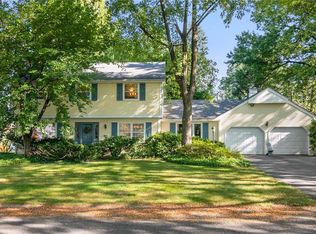 2847 Fairfield Dr, Allentown, PA 18103
