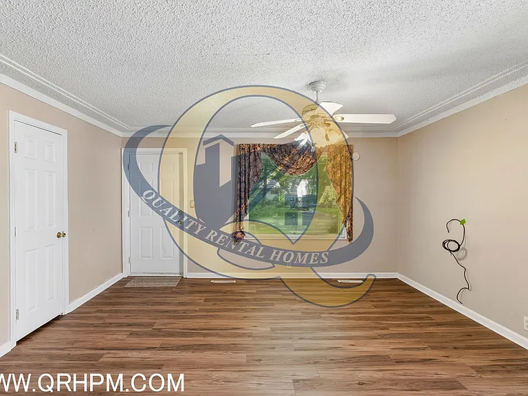 3118 Wyoming Ave — Photo 4