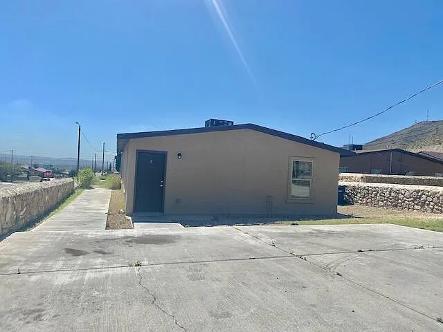2635 Idalia Ave #A — Photo 18