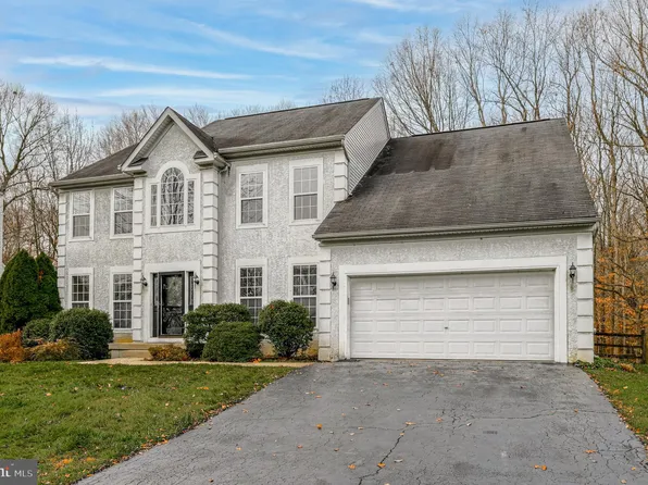108 Glencoe Ct, Newark, DE 19702
