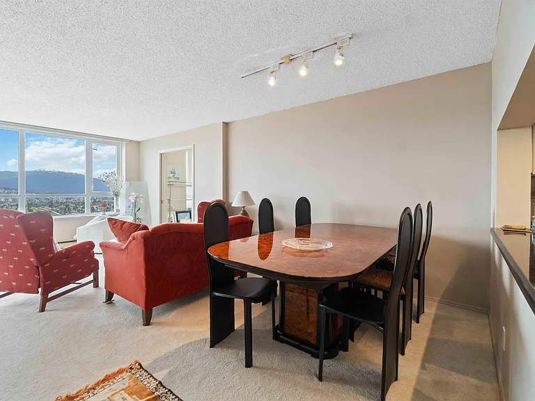 6055 Nelson Ave #19XX — Photo 32