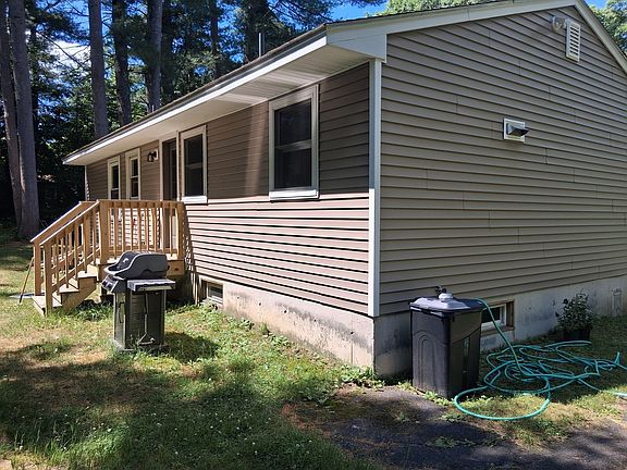 3rd image of 167 Froman St