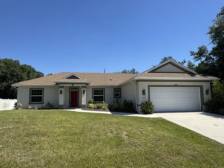 1608 Alliance Ave — Photo 1