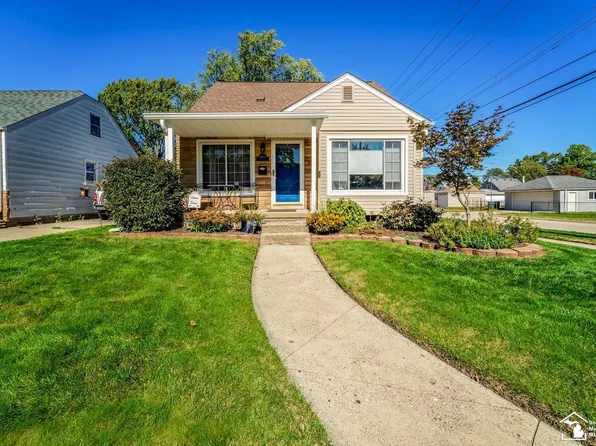 24600 Union St, Dearborn, MI 48124