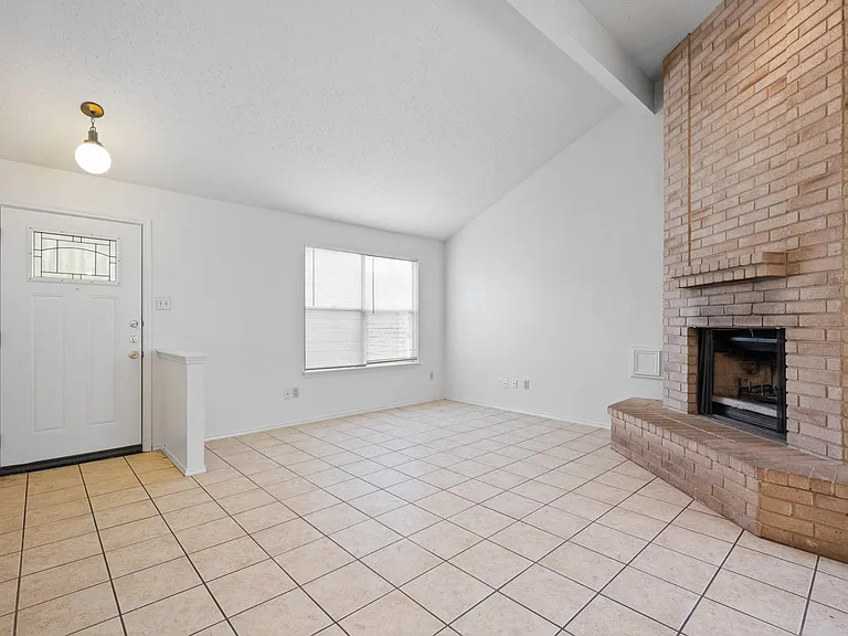 11331 Two Wells Dr — Photo 20