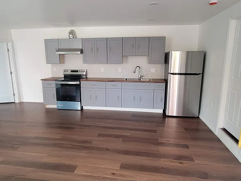 4040 Dozier St #C — Photo 4