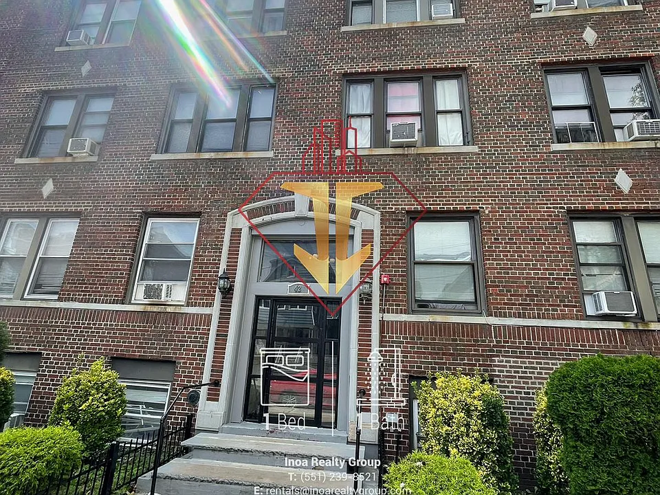 42 W 29th St #B4