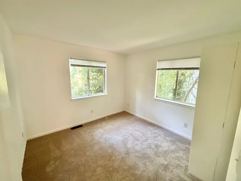 103 Westerly Ave — Photo 13