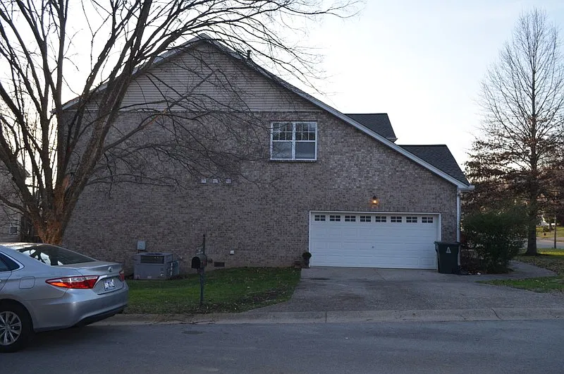 1401 Peppermint — Photo 3