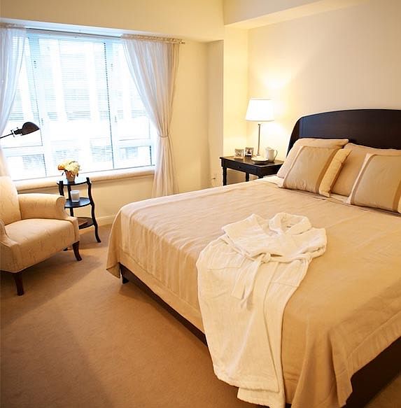 2nd image of 120 Huntington Ave