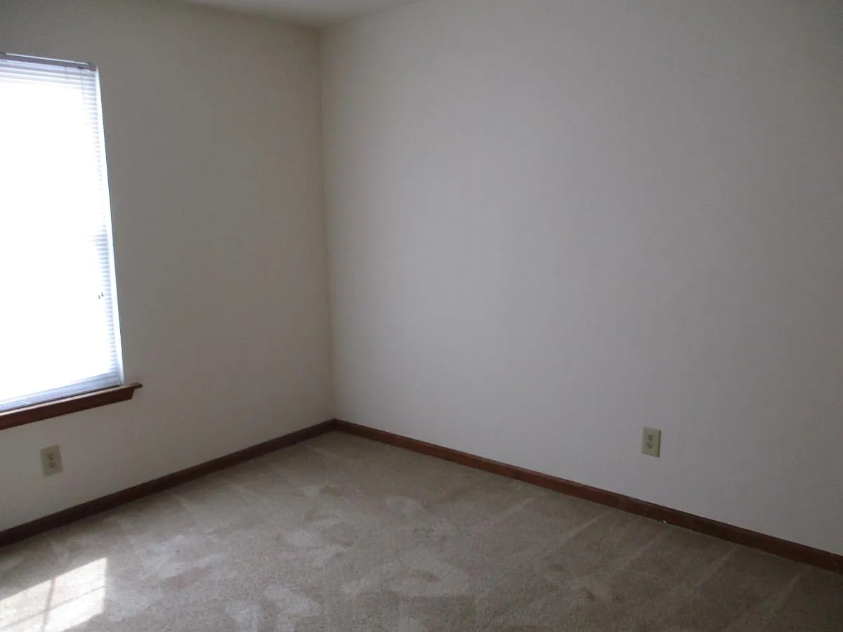 2 bed, 960 sqft, $1,500 — Photo 4